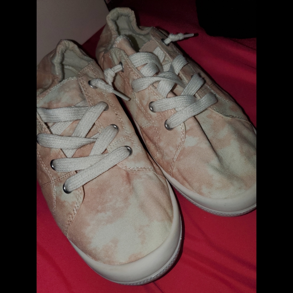 Torrid Riley Sneakers